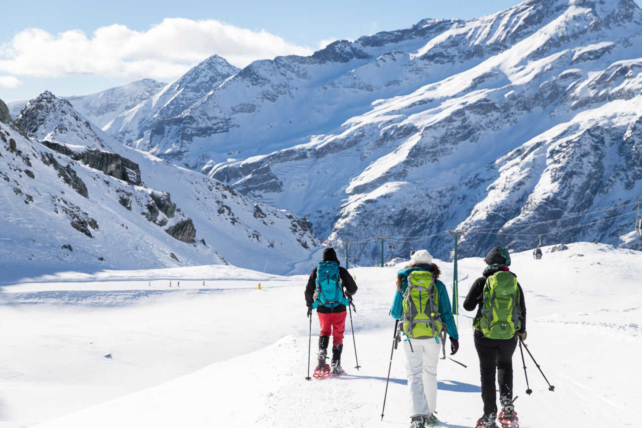 Ciaspolata nella neve tra Piemonte e Valle d’Aosta, con gli impianti Monterosa Ski